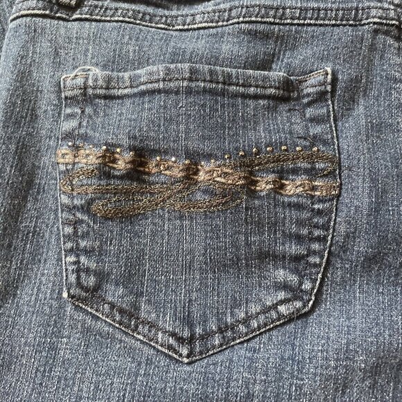Style & Co. Petite Jeans Womens Size 14P Tummy Control Capri Zip Fly Bedazzled - Picture 2 of 13